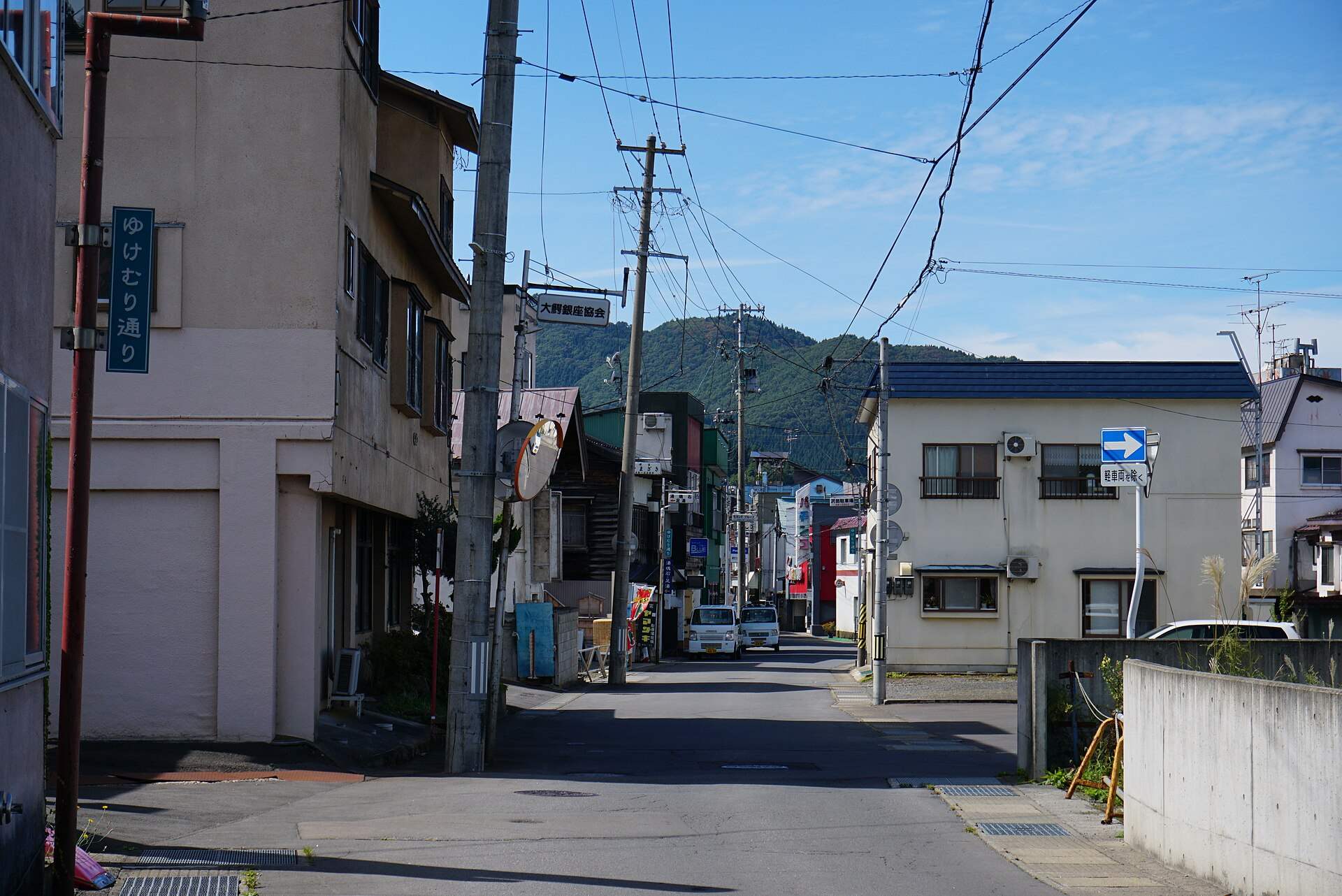 大鰐温泉の「ゆけむり通り」の街並み
